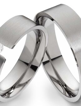 Klassische Titanringe T022 mit Zirkonia mit Gravur - Aholming