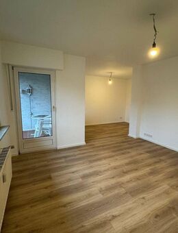 Sanierte zwei Zimmer Wohnung mit Balkon/Keller, provisionsfrei - Sulingen