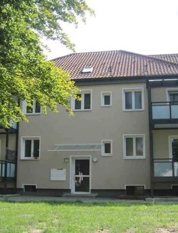 Schöner Wohnen: Frisch renovierte, geräumige 2-Zimmer-Wohnung mit großer Wohnküche! - Mühldorf (Inn)