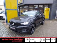 Volvo XC40, R-Design, Jahr 2021 - Potsdam