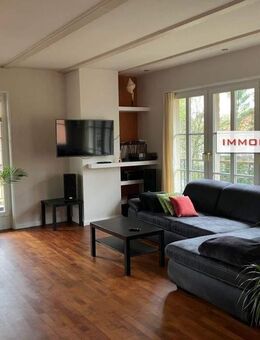 IMMOBERLIN.DE – Toplage! Luxuriöses Penthouse mit Westterrasse, Lift & Tiefgaragenplatz - Berlin