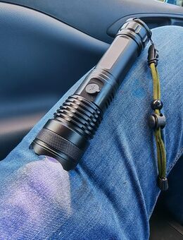 LED Taschenlampe mit Akku ;) - Schriesheim