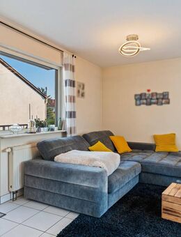 Gut geschnittene 3 Zimmerwohnung mit Balkon und Garagenstellplatz - Mutterstadt