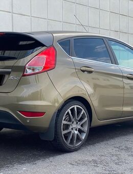 Ford Fiesta 1.6 TDCi Tüv 10/26 - Tornesch