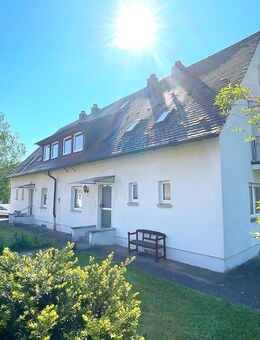 Interessante Kapitalanlage - Doppelhaus mit 2 Wohnungen und einer Doppelhaushälfte in Büchenbach - Büchenbach