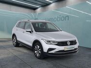 VW Tiguan, 2.0 TDI Move, Jahr 2024 - München