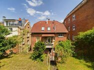 MFH mit großem Gartengrundstück inkl. evtl. Baufenster und Entwicklungspotential in Toplage S-Süd - Stuttgart