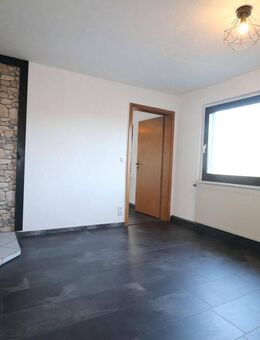 preiswertes Landhaus mit viel Platz - Berg (Regierungsbezirk Oberfranken)