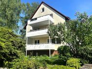 Attraktive 3,5-Zimmer-Hochparterrewohnung mit großem Balkon in begehrter Lage - Göttingen