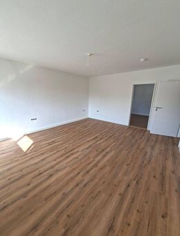 Helle, frisch sanierte 3-Zimmer-Wohnung mit Balkon in Amberg - WE 102 - Amberg