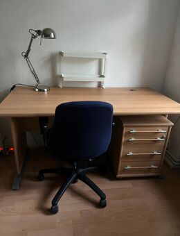 Zu verschenken! Schreibtisch mit Rollschrank und Stuhl - Berlin Charlottenburg-Wilmersdorf