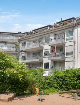 Moderne 2-Zimmer-Wohnung direkt am Park mit Balkon, Tiefgaragenstellplatz und Aufzug - Köln