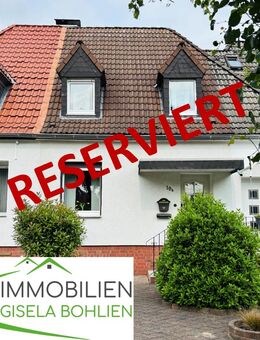 RESERVIERT "Ein Schmuckstück in der Altsiedlung" Saniertes Reihenmittelhaus mit Garten und Doppelgarage - Kamp-Lintfort