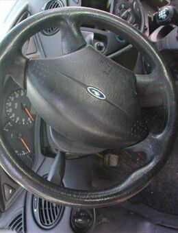 Ford Focus Kombi 1,4 Bj. 2000 Lenkrad komplet Lederlenkrad - Bocholt Zentrum