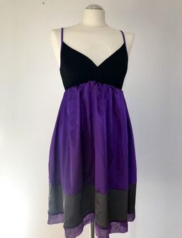 NEU * Anlass * Abend * Disco * Ausgeh * Cocktail * Ball * Seiden- Satin * Spaghetti Träger * Mini * KLEID "LIPSY * London" Gr. 36- 38/ S * lila - violett - veilchen * schwarz * - Riedlingen