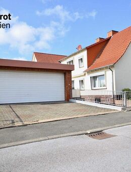 +++ Großes Einfamilienwohnhaus mit 3 Garagen in ruhiger Lage Wolfhagen Stadt +++ - Wolfhagen