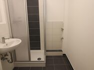 Copilot gesucht...1-RW mit Aufzug, Dusche, Balkon u. toller Aussicht!!! - Freiberg