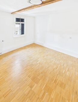 Charmante 4-Zimmer-Wohnung im Herzen der Altstadt von Herrenberg - Herrenberg