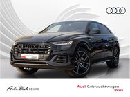 Audi Q8, S line 55TFSI e Massagesitze, Jahr 2021 - Wetzlar