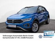 VW T-Roc, 1.5 TSI Life OPF, Jahr 2023 - Potsdam