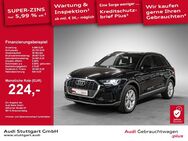 Audi Q3, 45 TFSI e PDCplus 18, Jahr 2022 - Stuttgart