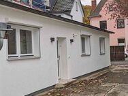 Friesdorf: frisch sanierter, wärmegedämmter Bungalow. 2 Räume + Wohnküche + Duschbad. - Bonn