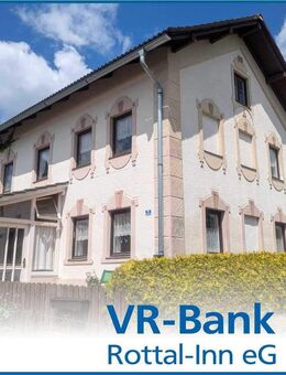 Charmantes Wohnhaus in ländlicher Lage mit zwei Wohneinheiten im Gemeindebereich von Gangkofen - Gangkofen