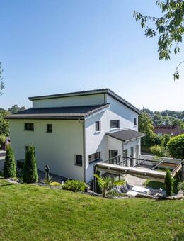 AIGNER - Einfamilienhaus mit Einliegerwohnung und traumhaftem Alpenpanorama in Wartenberg - Wartenberg (Bayern)