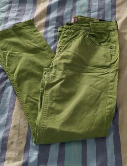 Junge jeans hose - Rheda-Wiedenbrück