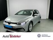 VW Golf, 1.5 TSI VIII Life, Jahr 2022 - Butzbach (Friedrich-Ludwig-Weidig-Stadt)