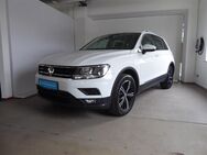 VW Tiguan, 2.0 TDI JOIN, Jahr 2018 - Arnsberg