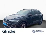 VW T-Roc, 1.0 TSI Move, Jahr 2023 - Kassel