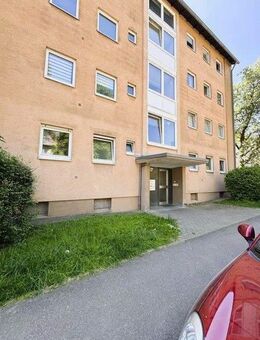 Sonnige 3,5-Zi.-Wohnung mit Balkon - Ostfildern