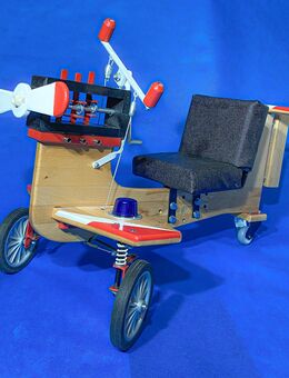 Polizei-Holzflieger für zukünftige Piloten - Salem (Baden-Württemberg)