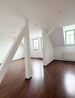 3-Raum-Wohnung mit Balkon und Stellplatz - in ruhiger Lage - Chemnitz