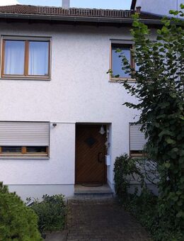 Reihenhaus in Ulm - Söflingen in ruhiger bevorzugter Lage, mit 6 Zimmern und 148 m² Wohnfläche - Ulm