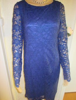 NEU * DESIGNER * Lace Spitzen * Abend * Ausgeh * Cocktail * Tanz * Strech * Bodycon * Midi * Kleid "Jessica Howard" Gr. 36- 38/ S * royal- königs- mittel- blau * - Riedlingen