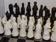 Schach Schachspiel Ritter von Schottland Schachfiguren weiß - Schwarz in 73565