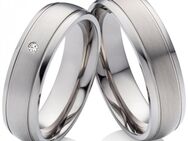 Ausgefallene Titanringe MOR15 breite 6mm mit Stein - Aholming