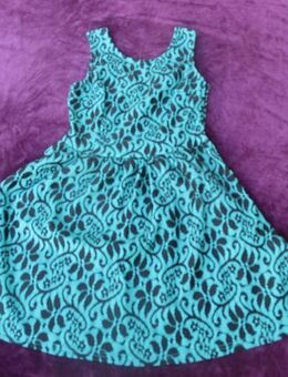 NEU * Lace- Spitze * Flower- Power * Blumen * Blüten * Salsa- Style * Bodycon * Skater * Träger * Mini * Kleid "Eva Et Lola" Gr. 34- 36/ XS- S * schwarz * smaragd- grün * - Riedlingen