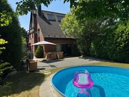 Familienfreundliche Doppelhaushälfte mit viel Platz und Garten mit Pool ! - Mönchengladbach