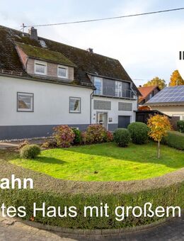 Gepflegtes Einfamilienhaus mit großem Garten - Ebernhahn
