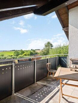 Helle 3,5-Zimmer Dachgeschosswohnung in Gundelsheim - Gundelsheim (Baden-Württemberg)