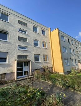 Kapitalanlage: gut vermietete 4 Zimmer Wohnung mit Balkon - Viersen