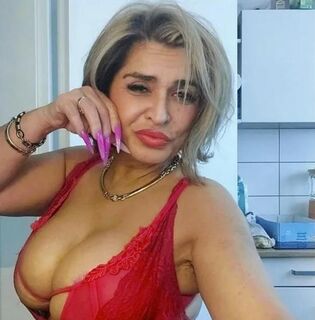 Erkrath 🌸 BELLA 🌸 sexy Milf massiert 🌸 besuchbar