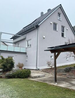 Gepflegtes Einfamilienhaus mit Einliegerwohnung und Nebengebäude in Schwandorf - Schwandorf
