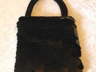 Abendtasche Satin mit großen Pailletten schwarz 20 x 20 cm - Rödermark