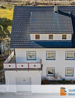 Ein Zuhause zum Wohlfühlen: Einfamilienhaus mit Garten und Garage - Albstadt