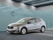 Skoda Fabia, 1.0 TSI Style, Jahr 2023 - München