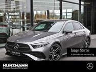 Mercedes A 200, Limousine AMG Night MBUX Prem, Jahr 2023 - Büttelborn